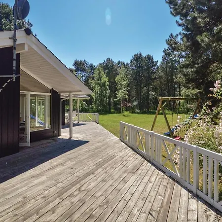 Beautiful In W/ Wifi And 3 Bedrooms Casa de Férias Rødby