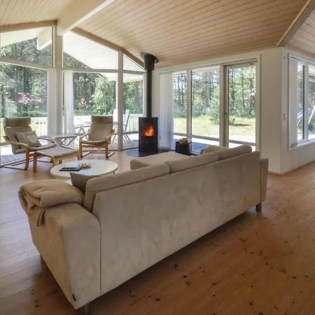 Beautiful In W/ Wifi And 3 Bedrooms Casa de Férias Rødby